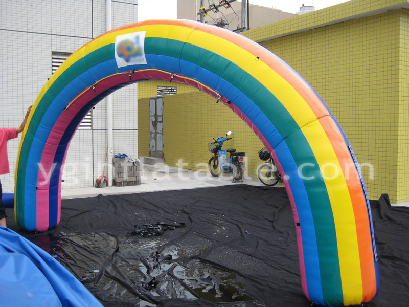 Arco inflable del arco irisGA137