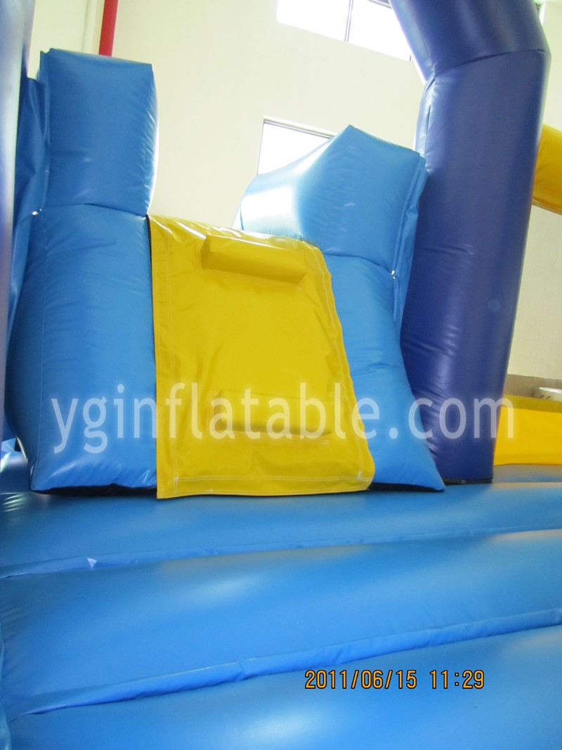 casa inflable para niños con tobogánGB484
