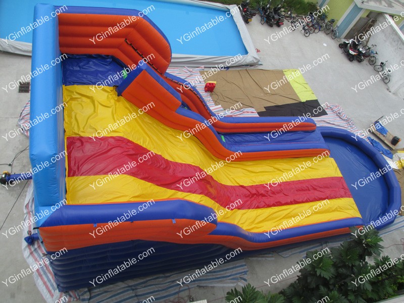 Tobogán inflable grande para piscinaGI158