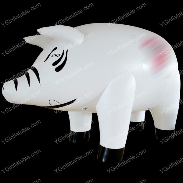 Cerdo inflable del cieloGO059b