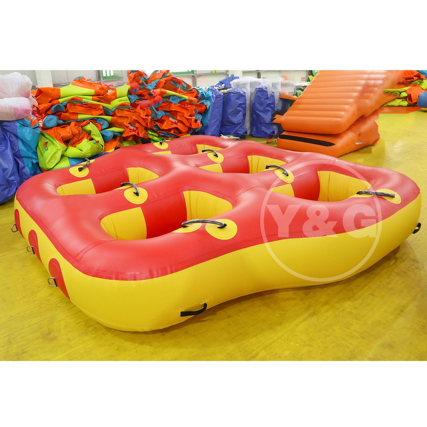 Barco inflable tipo donut para 5 personas11