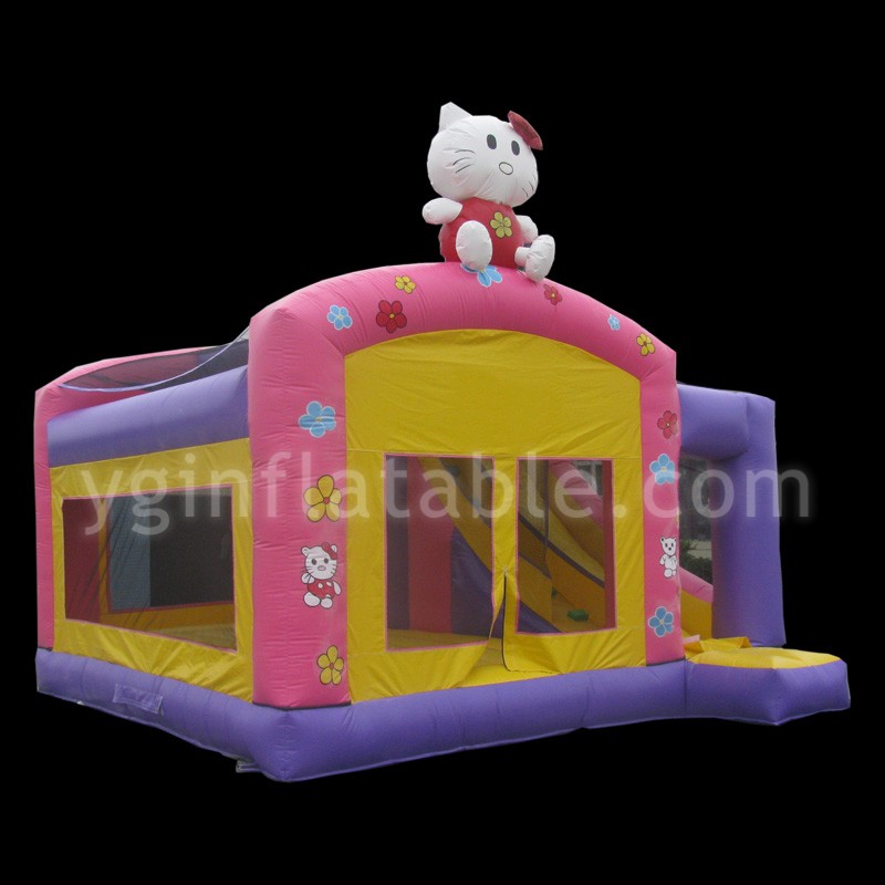 Castillo saltador de Hello KittyGB358