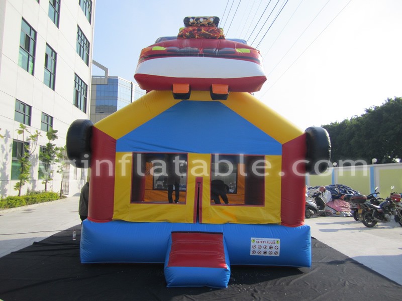 Combo de casa inflable en ventaGB498