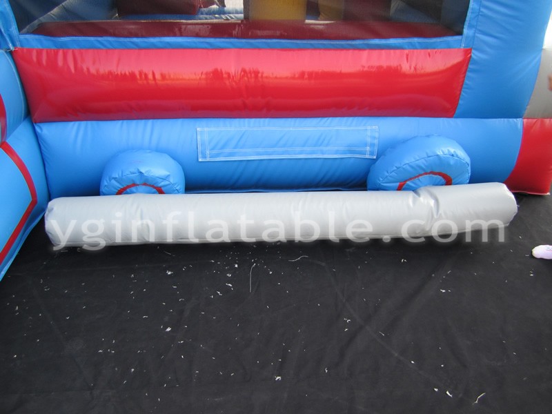 Se vende casa inflable con sopladorGB496