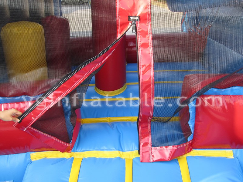 Se vende casa inflable con sopladorGB496